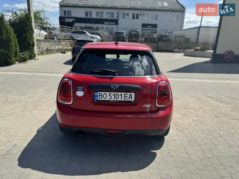 MINI Hatch 2018 VIN WMWXU51030TF09836 фото оголошення 3 з 42