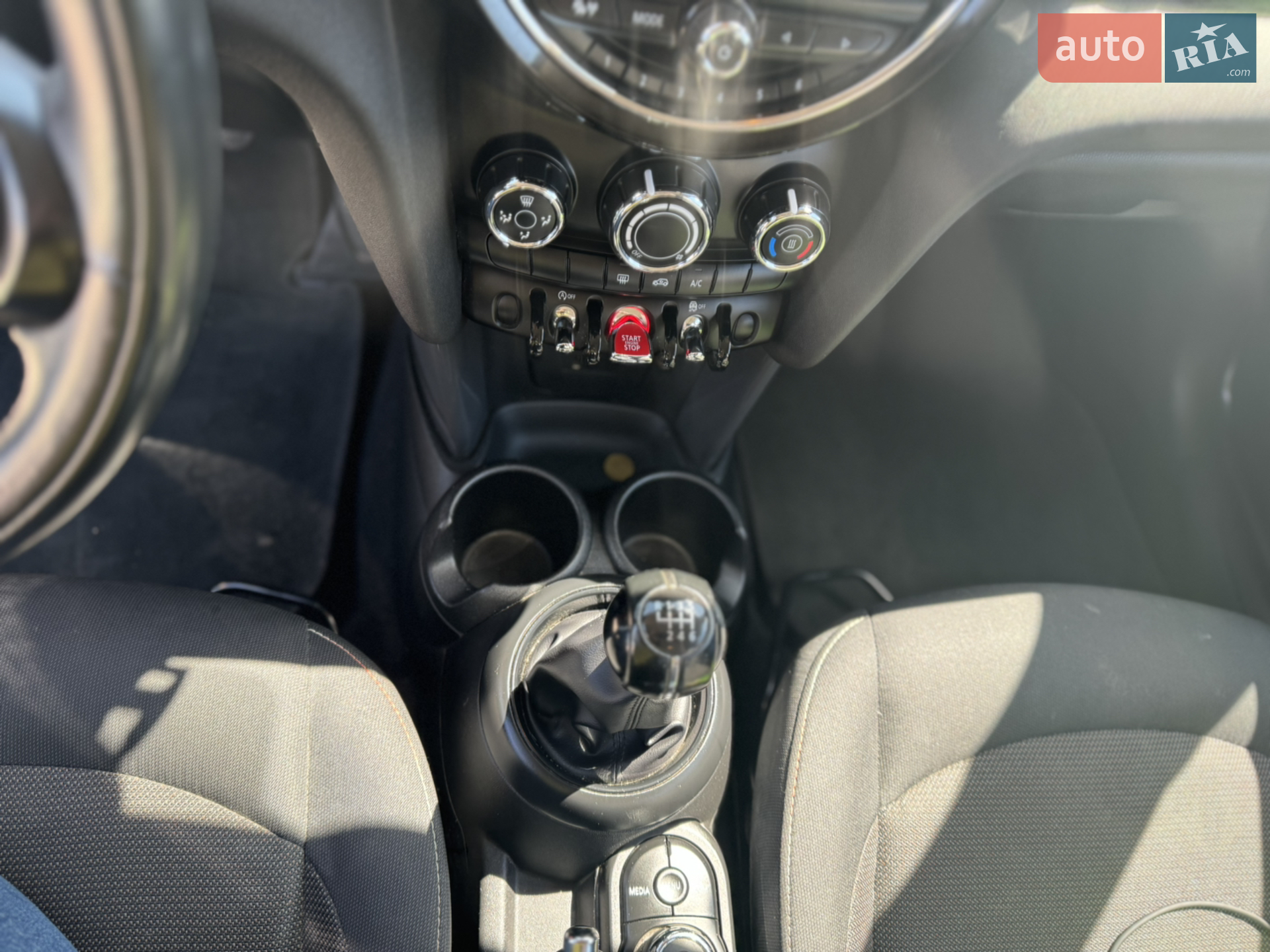 2018 MINI Hatch - мініатюра 15