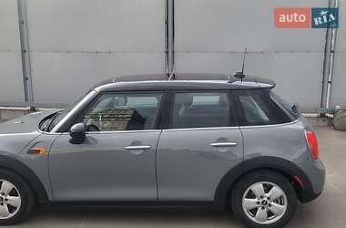 Хэтчбек MINI Hatch 2015 в Киеве