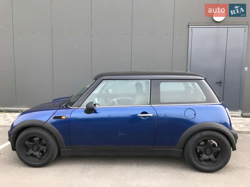 Хэтчбек MINI Hatch 2001 в Киеве