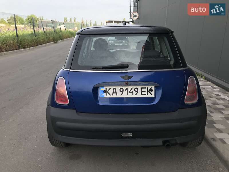 Хэтчбек MINI Hatch 2001 в Киеве