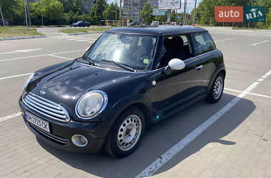 Хэтчбек MINI Hatch 2009 в 