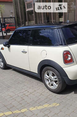 Хэтчбек MINI Hatch 2011 в Одессе