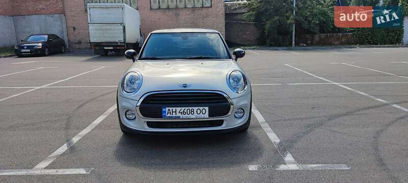 Хетчбек MINI Hatch 2015 в Києві фото 2 Хетчбек MINI Hatch 2015 в Києві