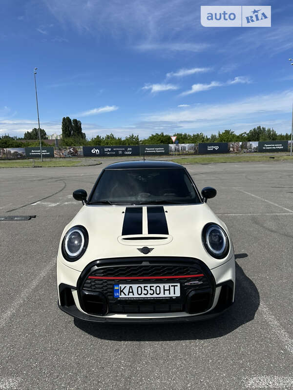 2022 Mini Hatch, VIN WMW71DH0402S45988:plate — фото 1 (autoria)