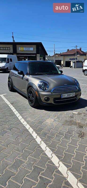 Хэтчбек MINI Hatch 2012 в Хмельницком