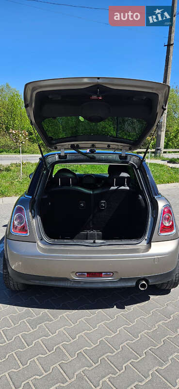 Хэтчбек MINI Hatch 2012 в Хмельницком