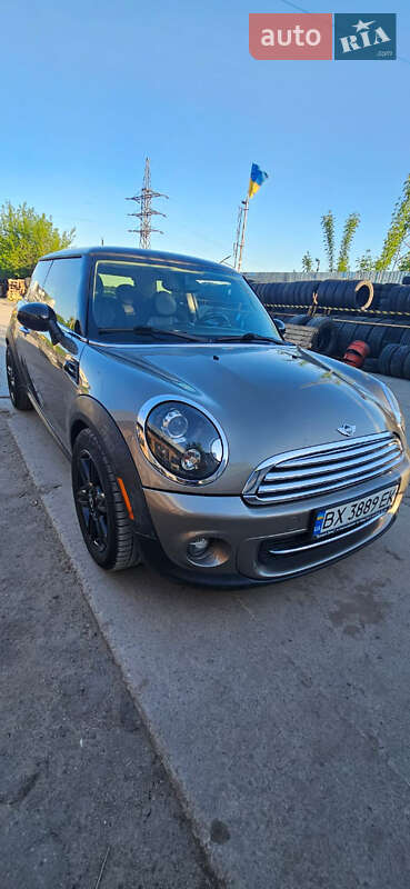 Хэтчбек MINI Hatch 2012 в Хмельницком