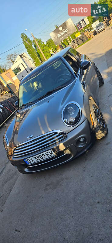 Хэтчбек MINI Hatch 2012 в Хмельницком