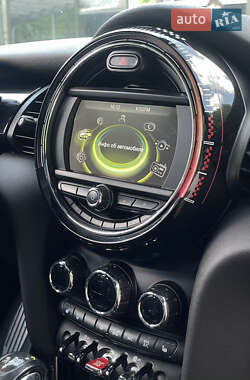 Хетчбек MINI Hatch 2016 в 