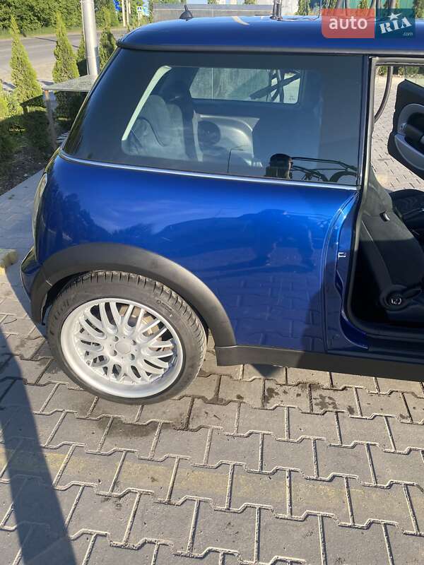 Хетчбек MINI Hatch 2001 в Тернополі