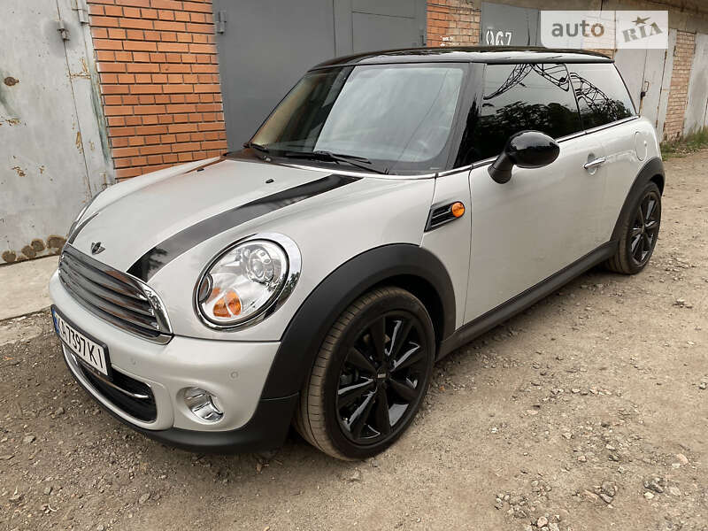 Хетчбек MINI Hatch 2012 в Києві