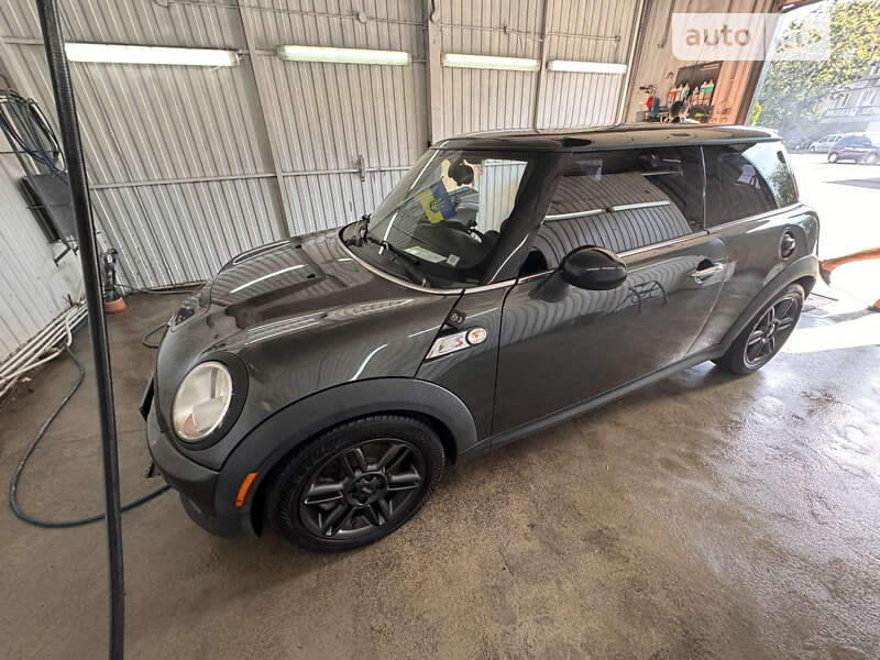 Хетчбек MINI Hatch 2011 в Києві