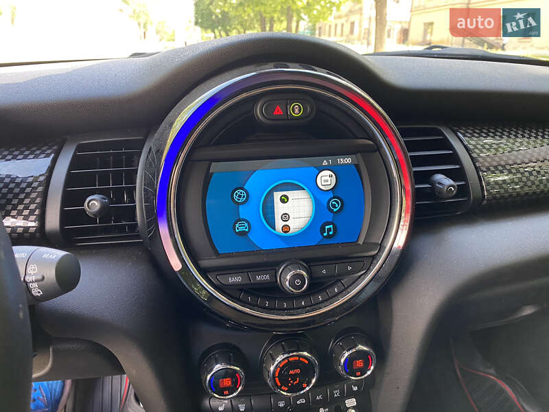 Хетчбек MINI Hatch 2018 в Києві