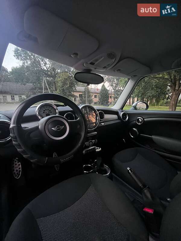 Хетчбек MINI Hatch 2007 в Львові