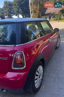 Хетчбек MINI Hatch 2007 в Львові