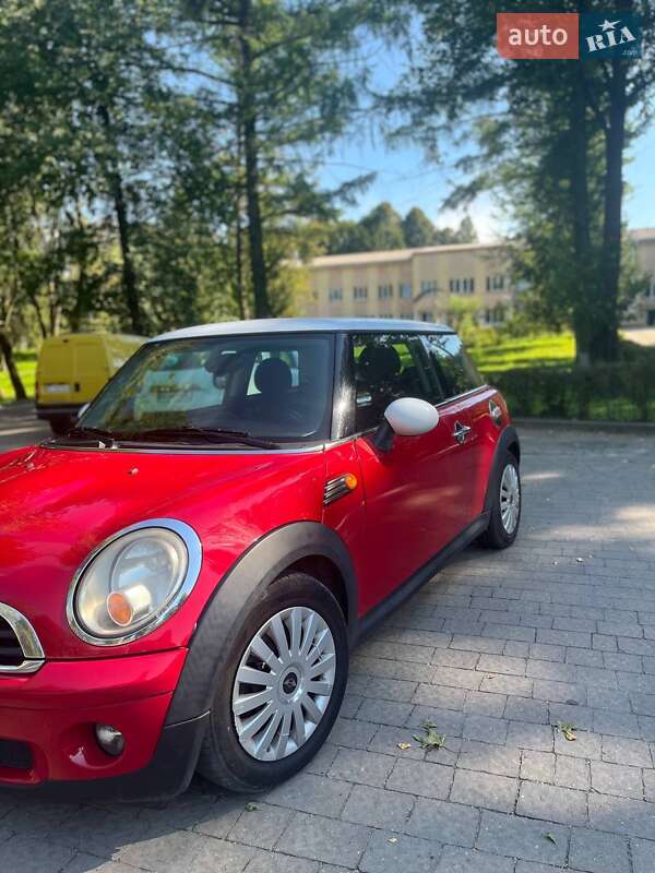Хетчбек MINI Hatch 2007 в Львові