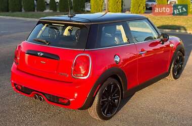 Хетчбек MINI Hatch 2015 в 