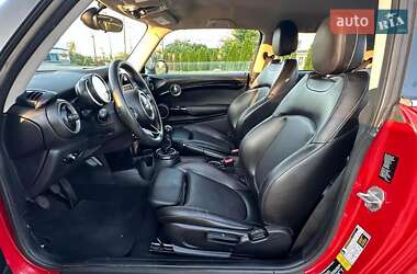 Хетчбек MINI Hatch 2015 в 