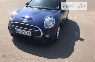 Хетчбек MINI Hatch 2014 в Полтаві