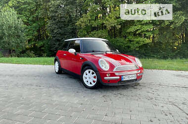 Хэтчбек MINI Hatch 2002 в Долине