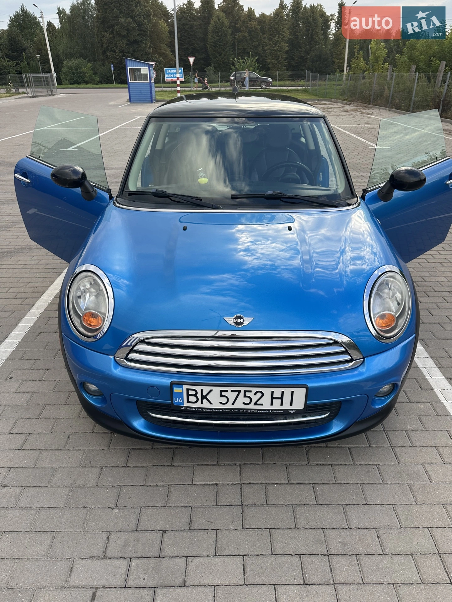 MINI Cooper 2016 VIN WMWXT3105G2C97089 фото оголошення 18 з 20
