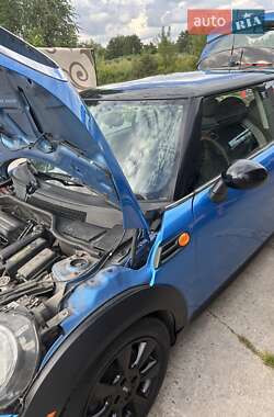 Хэтчбек MINI Hatch 2011 в Дубно