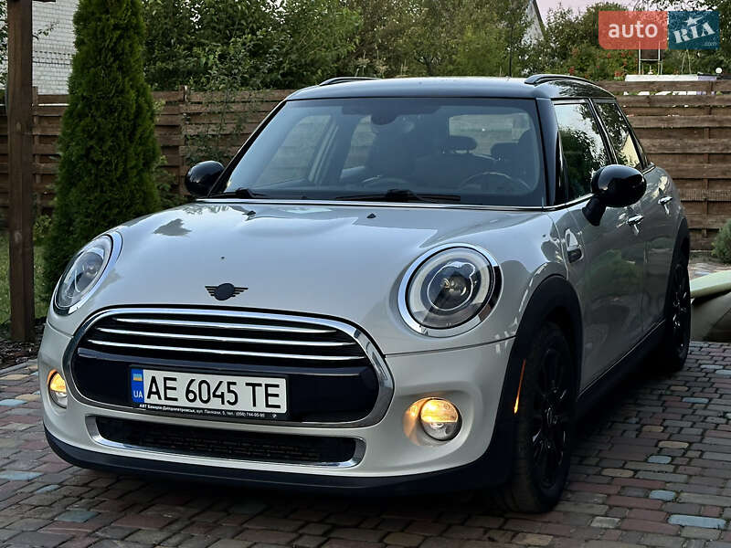 MINI Hatch 2016