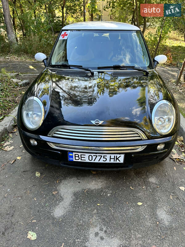 Хетчбек MINI Hatch 2004 в Миколаєві