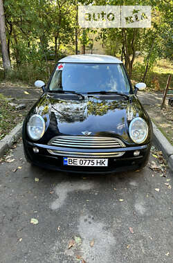 Хэтчбек MINI Hatch 2004 в Николаеве