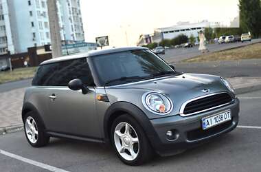 Хэтчбек MINI Hatch 2010 в Черкассах