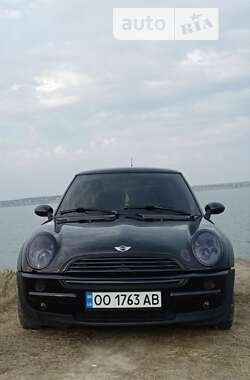 Хэтчбек MINI Hatch 2003 в Одессе