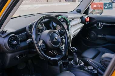 Хэтчбек MINI Hatch 2015 в 