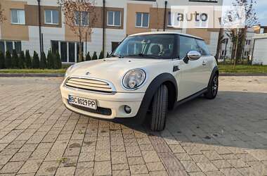 Хэтчбек MINI Hatch 2010 в Львове