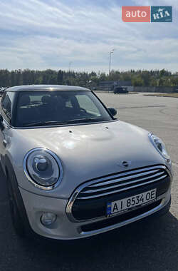 Хэтчбек MINI Hatch 2017 в Киеве фото 2 Хэтчбек MINI Hatch 2017 в Киеве