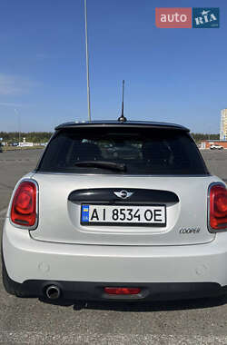 Хэтчбек MINI Hatch 2017 в Киеве