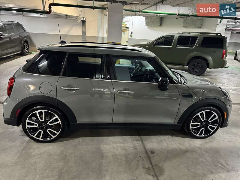 Хетчбек MINI Hatch 2021 в Києві