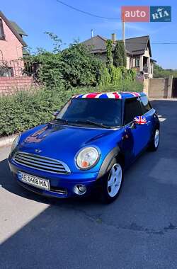 Хетчбек MINI Hatch 2006 в Дніпрі