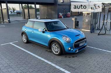 Хетчбек MINI Hatch 2014 в Києві