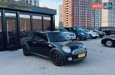 Хэтчбек MINI Hatch 2009 в Киеве