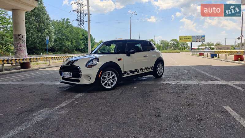 MINI Hatch 2014