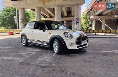Хэтчбек MINI Hatch 2014 в 
