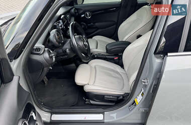 Хетчбек MINI Hatch 2016 в 