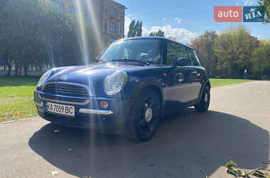 Хетчбек MINI Hatch 2002 в 