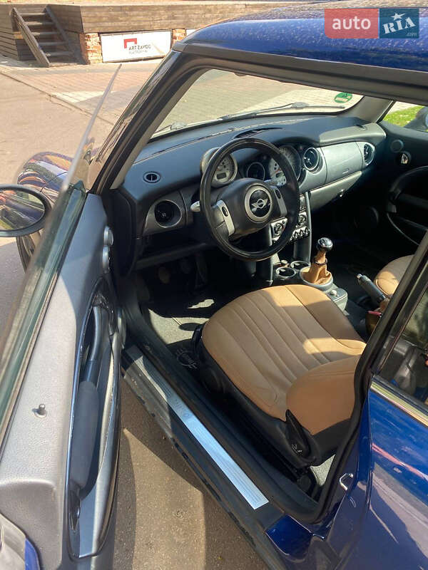 Хетчбек MINI Hatch 2002 в Києві фото 12 Хетчбек MINI Hatch 2002 в Києві