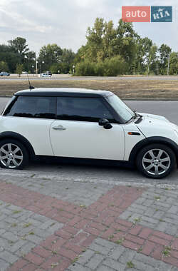 Хэтчбек MINI Hatch 2005 в Черкассах