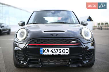 Хэтчбек MINI Hatch 2018 в 
