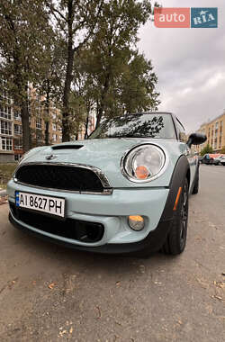 Хэтчбек MINI Hatch 2012 в Киеве