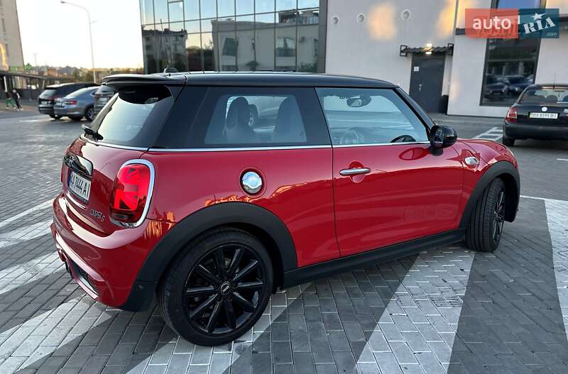 Хетчбек MINI Hatch 2019 в Рівному