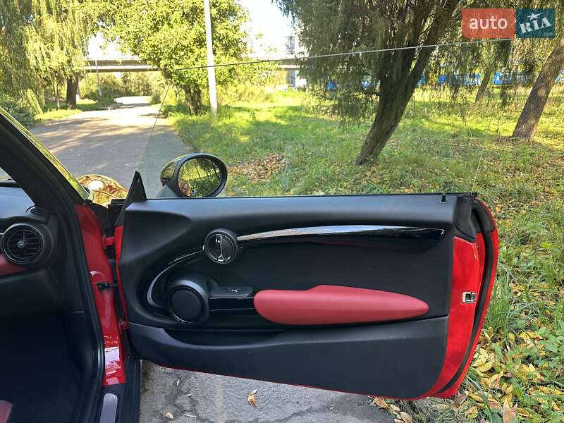 Хетчбек MINI Hatch 2019 в Рівному